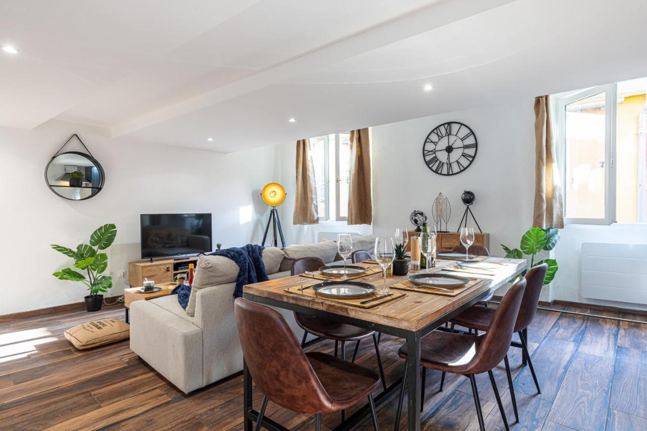 Spacious 2 Bdr Old Town Heart Niza Exterior foto