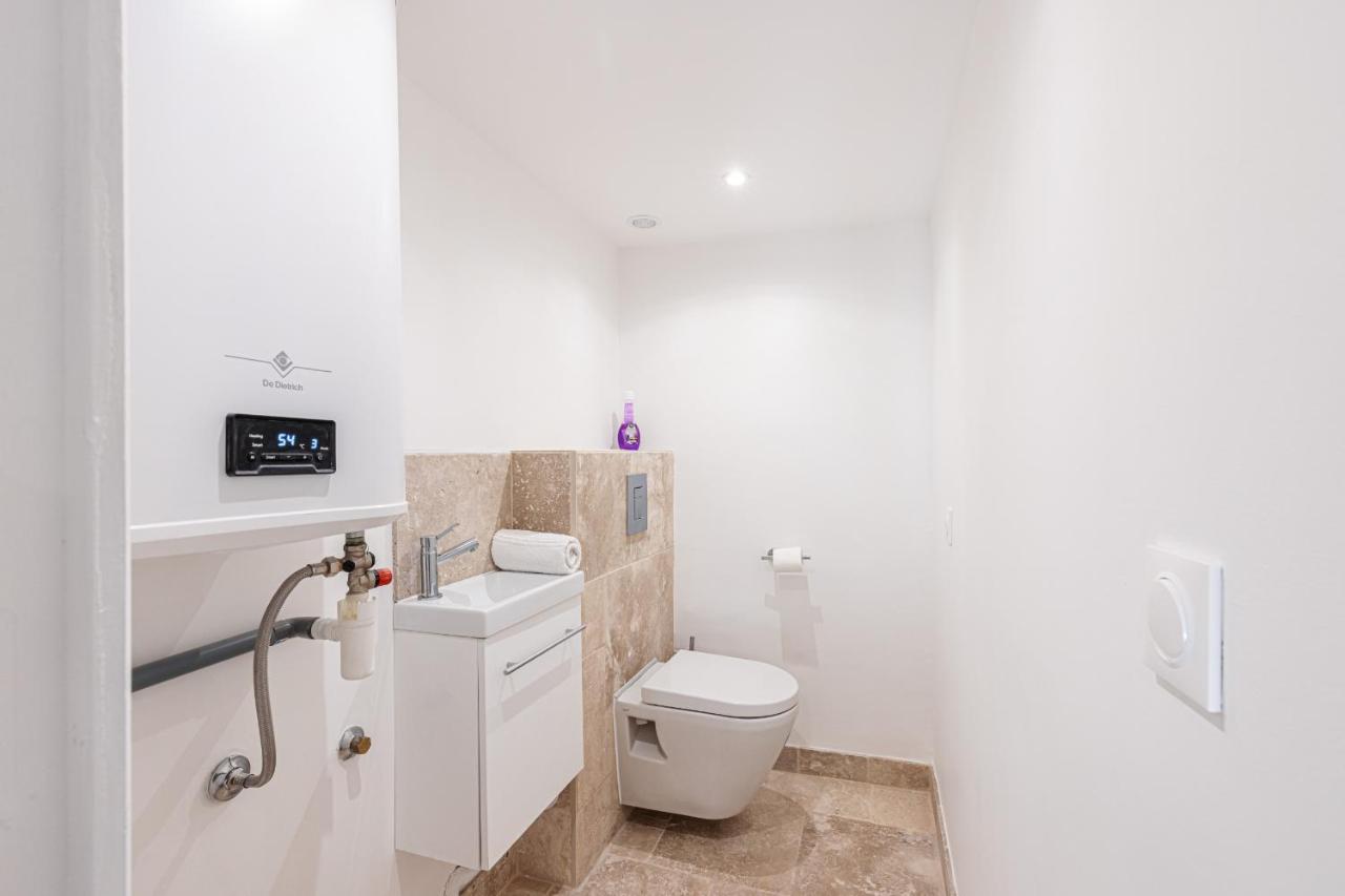 Spacious 2 Bdr Old Town Heart Niza Exterior foto