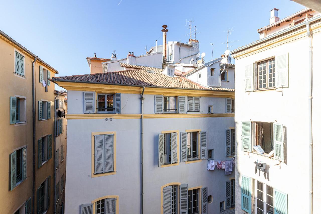 Spacious 2 Bdr Old Town Heart Niza Exterior foto